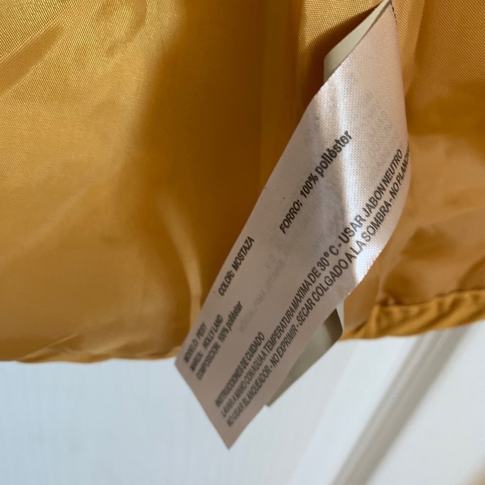 Hollyland Mustard Volored Puffer Vest - Picture 7 of 9